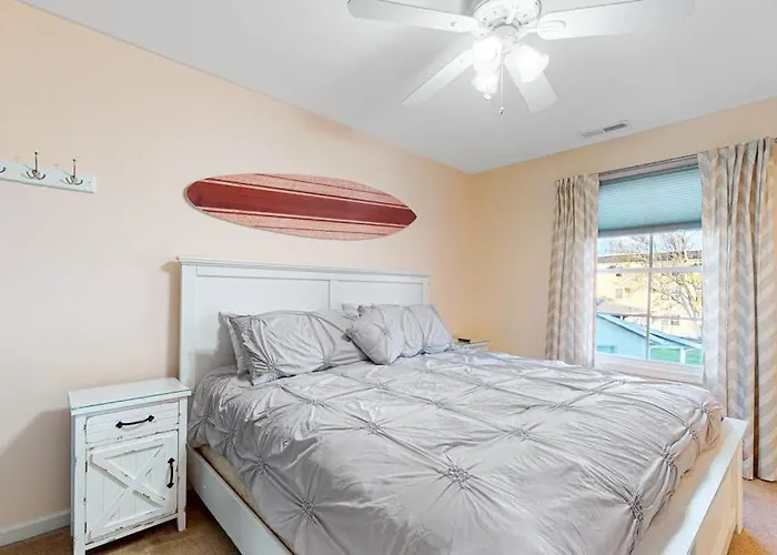 Sunset Drive, Unit A Holiday home *