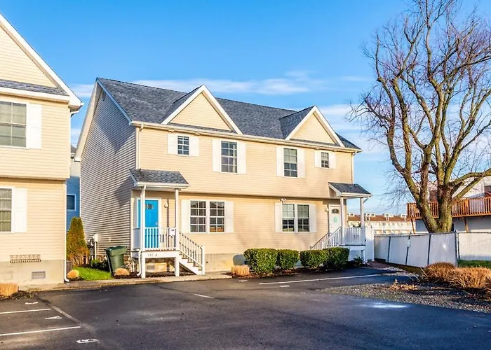 Sunset Drive, Unit A * Ocean City